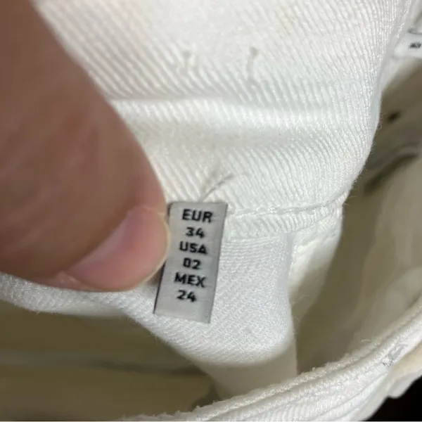 Zara Woman high‎ rise straight leg jeans off white distressed size 02 - Image 6