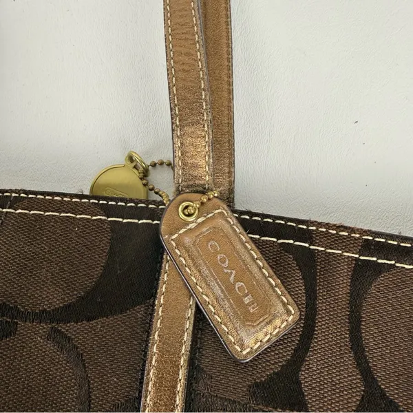 Authentic Coach Signature Jacquard Holiday Tote Chocolate Metallic Patchwork - Image 3