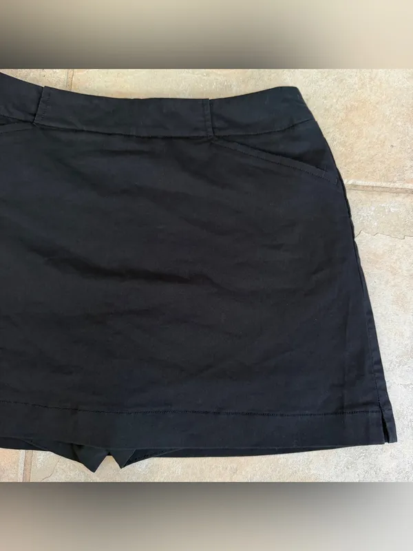 Nike Golf Skort Womens XS Black Stretch Skirt Built In Shorts Pockets - Image 3