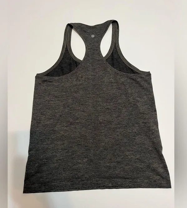 lululemon athletica Swiftly Tech Racerback 2.0 Camo Black/Grey Sage -Size 14 - Image 4