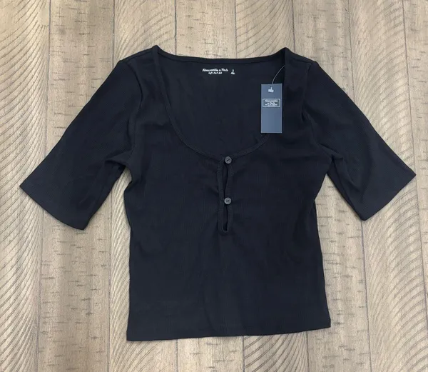 Abercrombie & Fitch blouse - Image 2