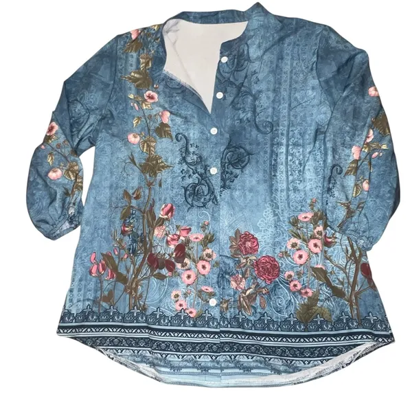 Blue faded look top with floral design. - Image 5