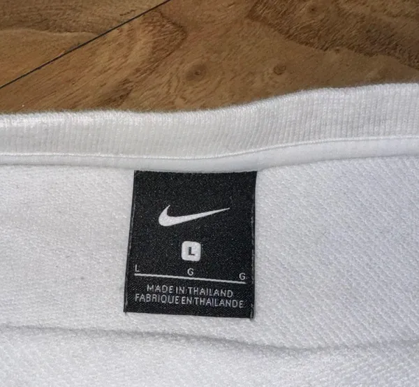 Nike Women’s Sweatshirt - Image 3