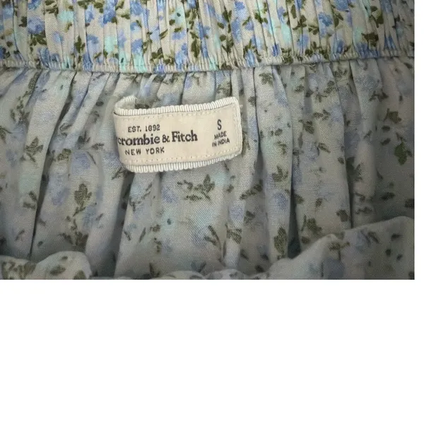 Abercrombie & Fitch Floral Mini Skirt Delicate Feminine Blue White Size Small - Image 4