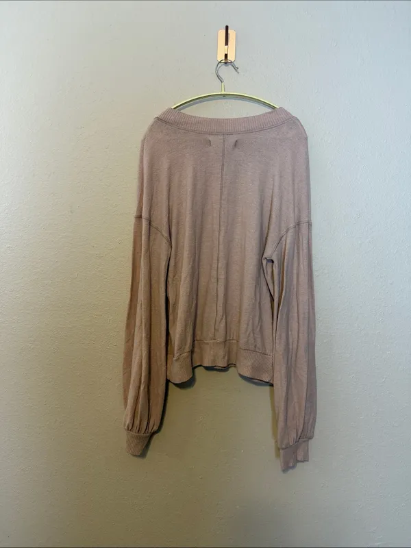 Free‎ People Beach TGIF Almond Sweatshirt Size Medium - Image 8