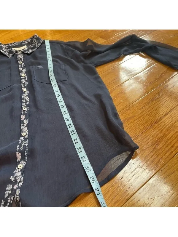 Abercrombie Fitch Women BLUE Chiffon Roll Tab Button Up Shirt Sheer Blouse Top M - Image 10