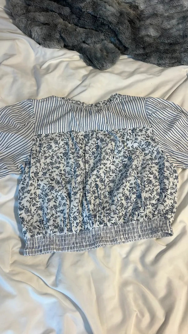 American Eagle Top - Image 2
