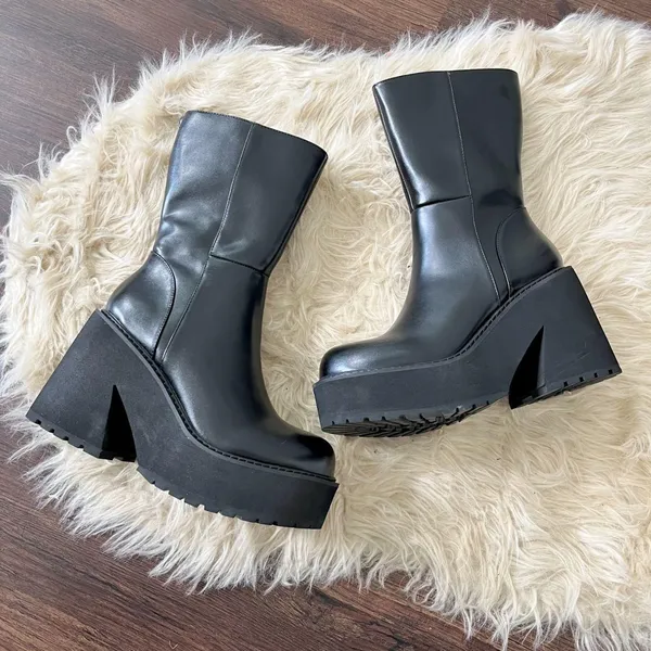 Chunky Black Faux Leather Platform Gothic Destroyer mid calf boots US 8 - Image 2