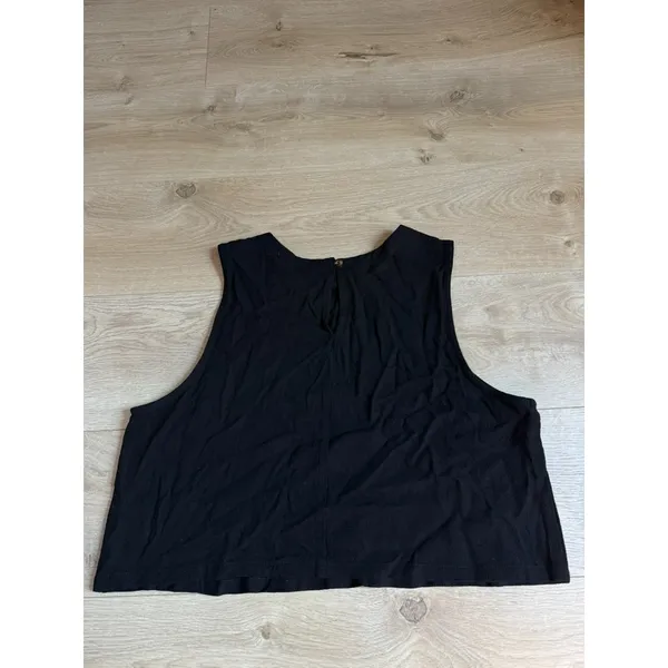 EUC Petal and Pup Marnie Tank 100% linen black crop coastal lightweight size XL - Image 3