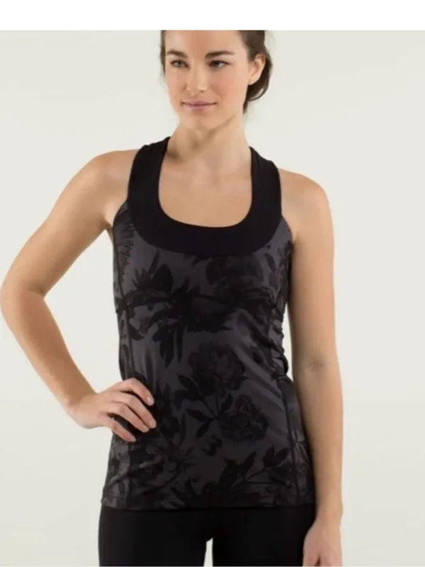 Women's Black Floral Scoop-Neck Tank Top - Image 4