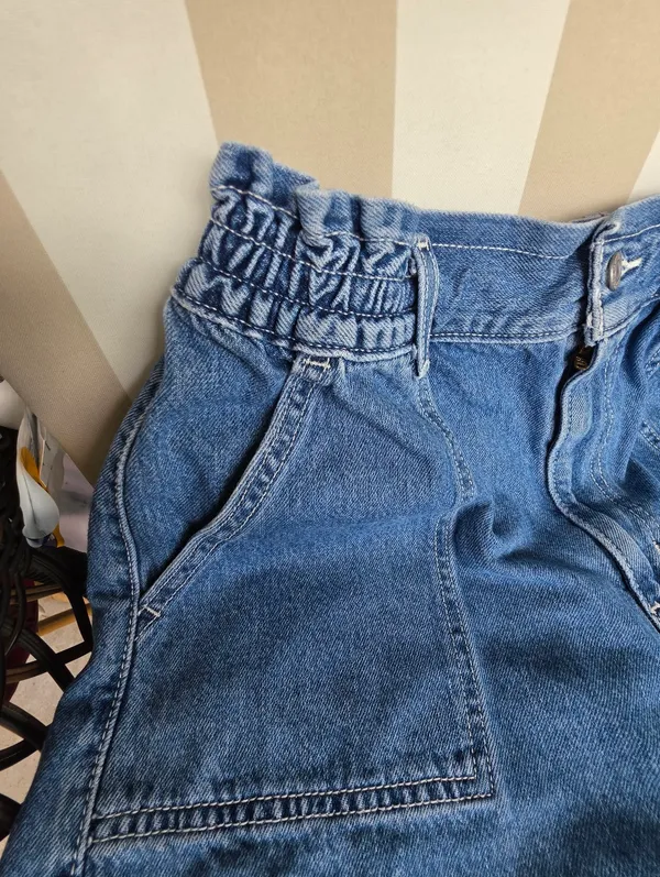 Levis Paperbag High Rise Cuffed Shorts Sz 29 Denim Blue Jean Elastic - Image 3