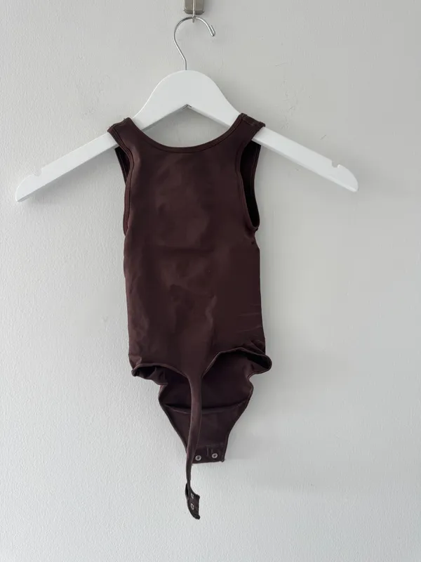 Skims Brown Sculpting Bodysuit - Image 5