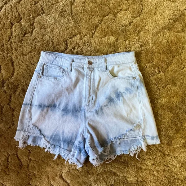 American Eagle Mom Shorts High Rise Bleached Distressed Cut Off Denim Shorts - Image 8