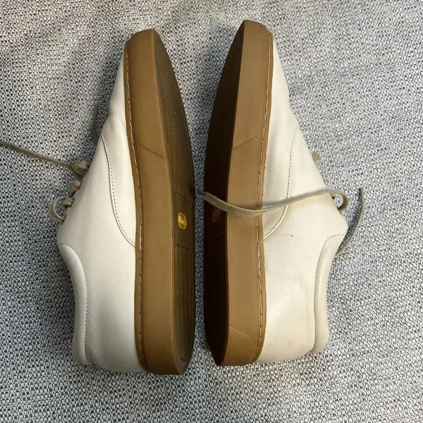 Nisolo Everyday Leather Sneaker with Vibram Sole in‎ Beige Neutral Tan Size 11 - Image 9