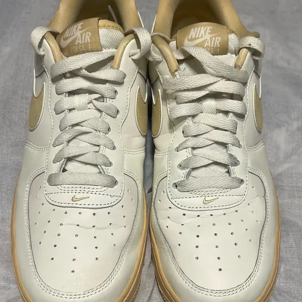 Nike AIR Force WMMS 1’07 White and Tan Sneakers - Image 7