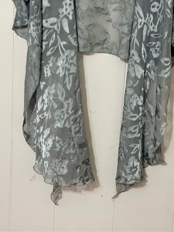 Betsey Johnson Gray Silver Floral Burnout Open Front Kimono Shawl Wrap One Size - Image 4