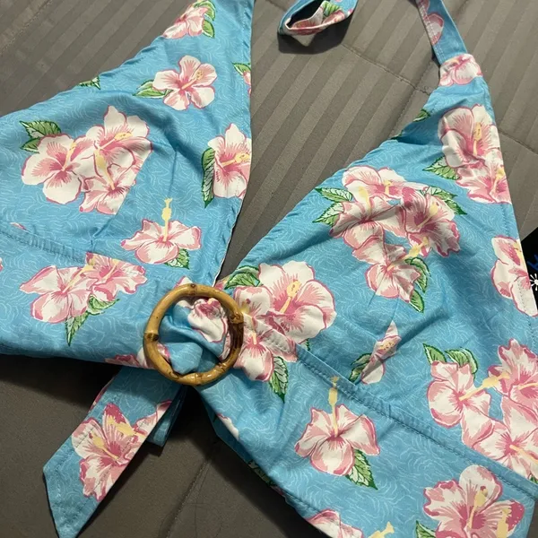 Dolls Kill Delias Beach Floral Top - Image 4