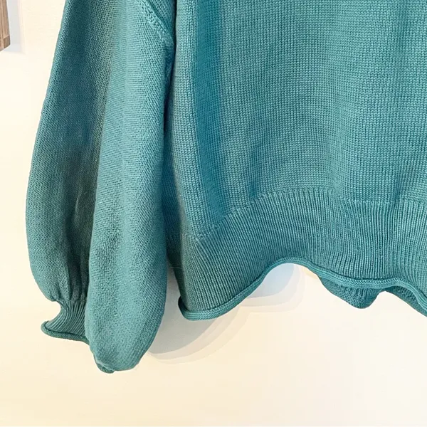 POL Size Large Green Exposed Hem Bubble Sleeve Deep V Pullover Knit Top‎ - Image 2