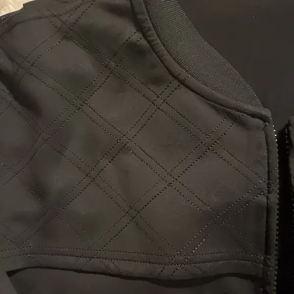 Zyia Active Women’s Black Ventilated Mesh Bomber Jacket Zip-Up Athletic Medium - Image 2