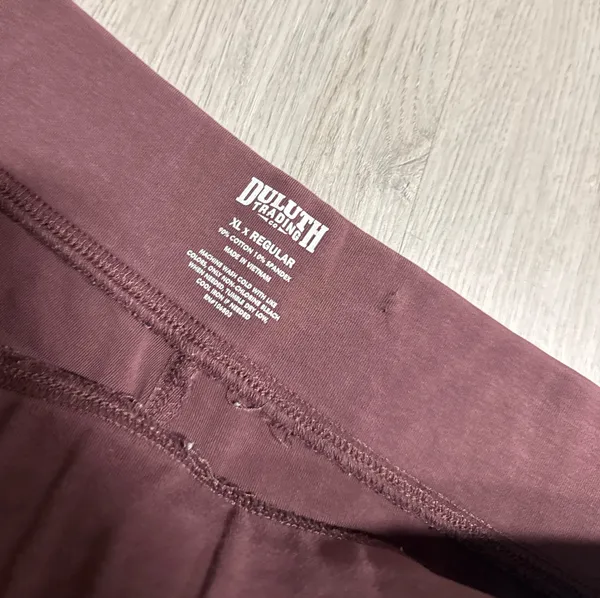 Duluth burgundy leggings - Image 5