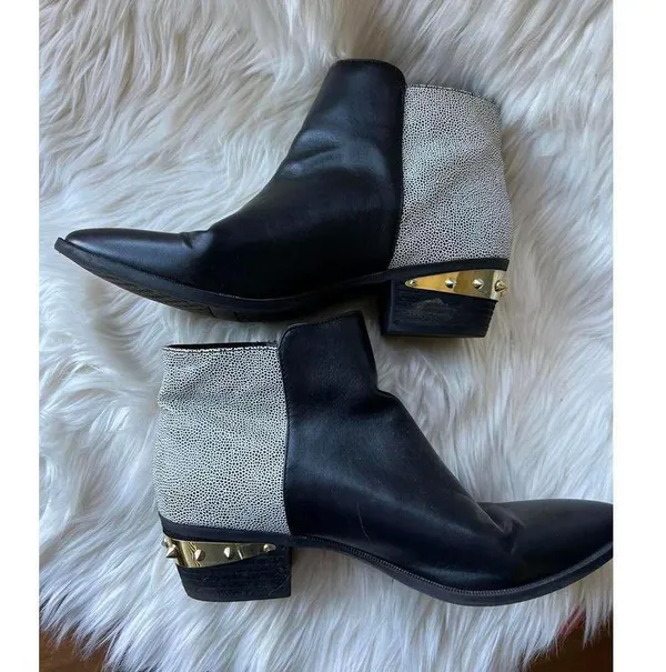 Circus by Sam Edelman Black & white Ankle Boots with Decorative Heel size 8.5 - Image 3