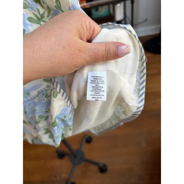 Entro floral mini dress with striped contrast trim from nwt women's Medium - Image 5