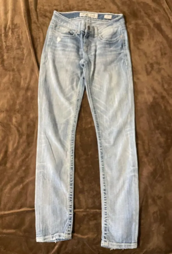 BKE Light Wash Jeans - Image 2