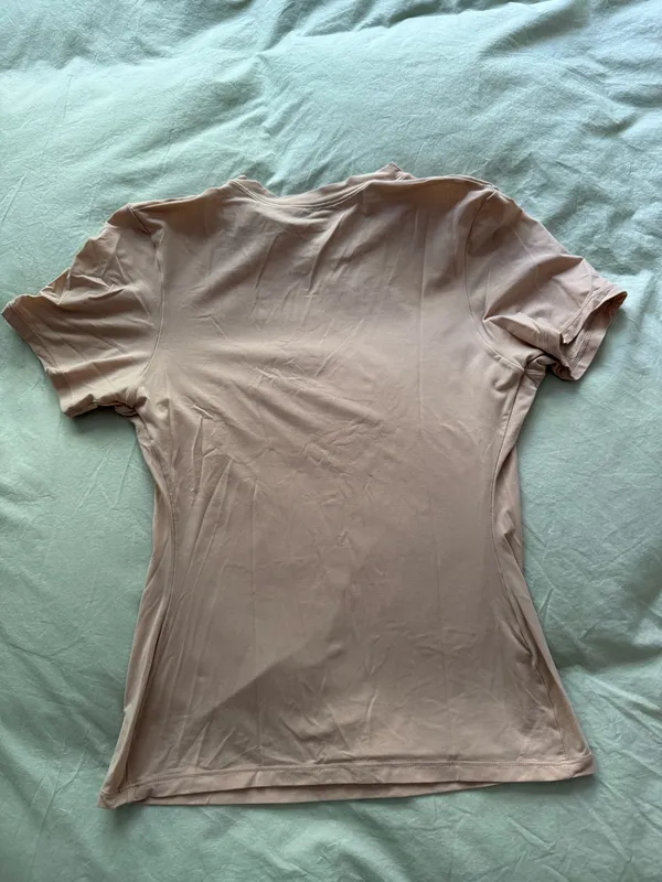SKIMS Fits Everybody T-Shirt - Image 2
