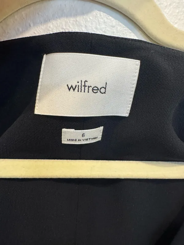 Wilfred Aritzia Vest - Image 3