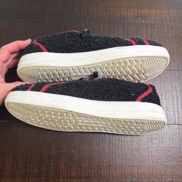 Hey Dude Karina Sherpa Moonless Sangria Black Red Sneakers 12221120 Womens 9 - Image 4