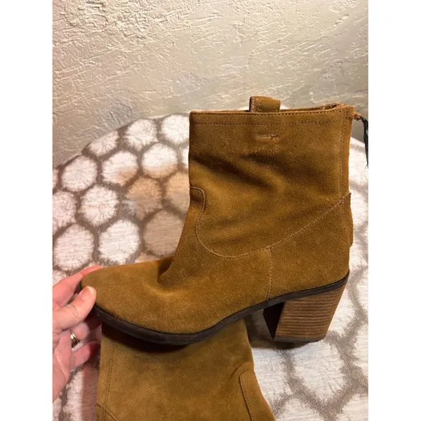 Sam Edelman Suede Ankle Boots in Chestnut - Image 4