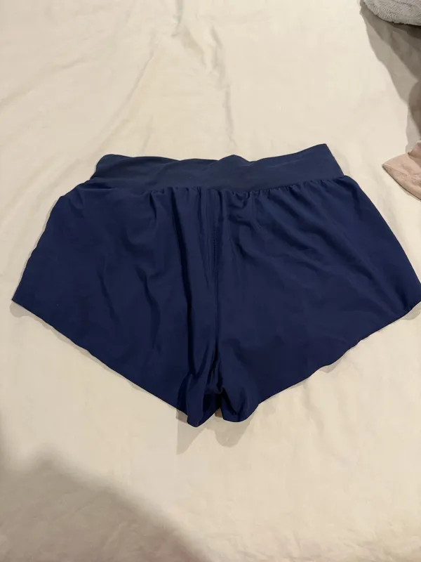 Fabletics shorts - Image 2