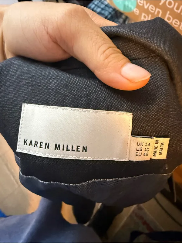 Karen Millen Gray and Black Structured Double Breasted Wool Zip Up Vest - Image 3
