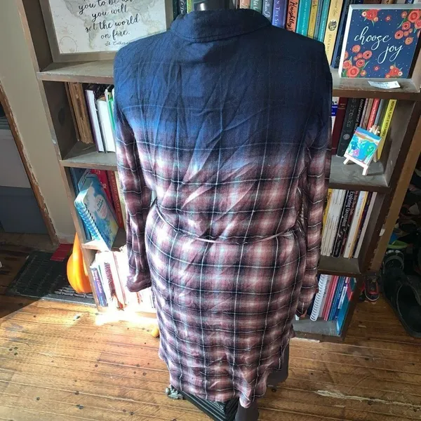 White Crow pink & blue plaid dipped button down L shirt dress - Image 3