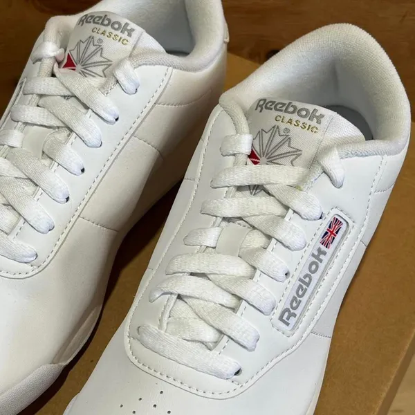 Reebok Women's White Trainers - Image 6