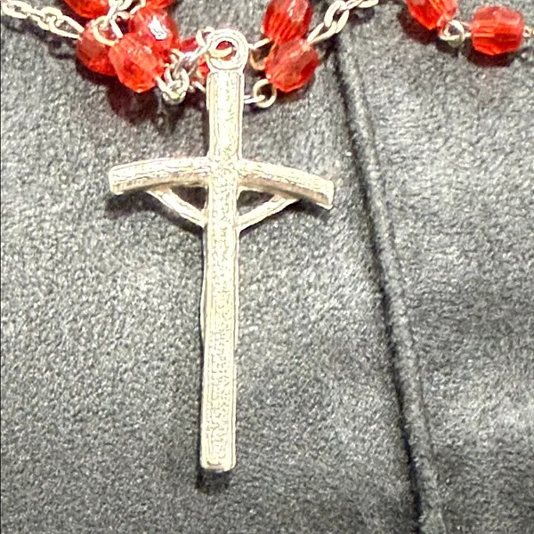 Vtg red rosary Pope John Paul II canonization Jesus Immaculate Conception red - Image 10