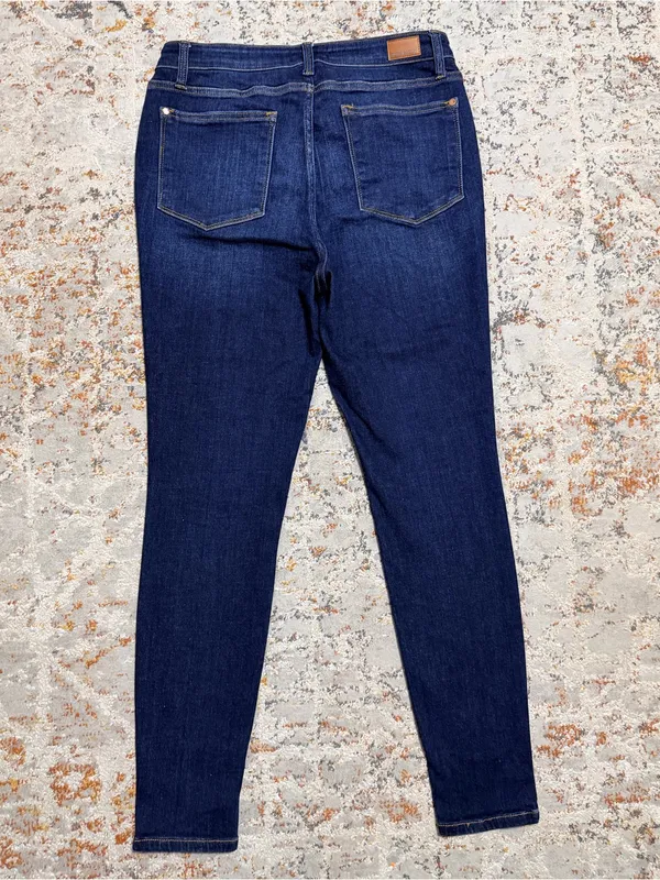 Judy Blue high rise dark wash skinny jeans size 11/30 - Image 11