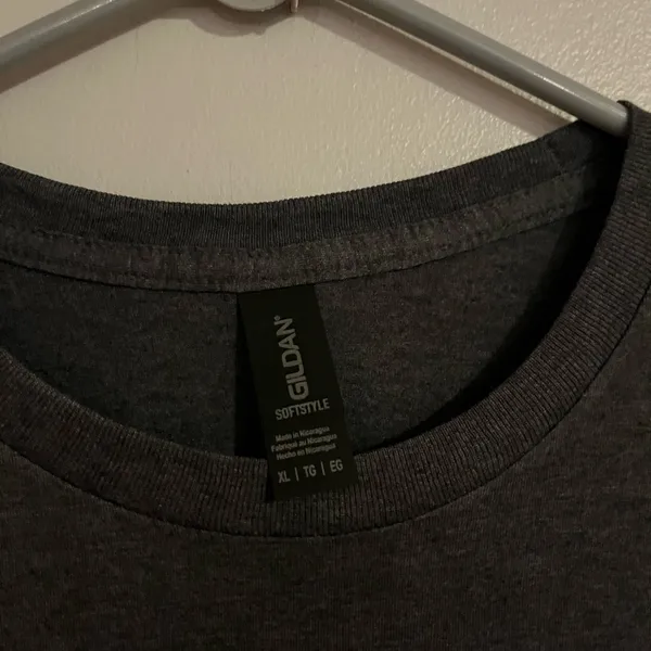 Gildan Dark Gray Softstyle T-Shirt With Christmas Heat‎ Transfer Size XL - Image 3