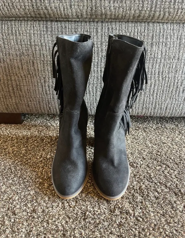Soda Fringe Boots Heeled - Image 3