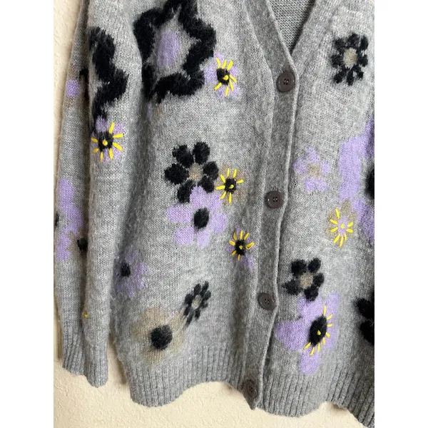 Miu Miu Flower Intarsia Cardigan in Grey Soft Fuzzy Mohair Womans 42/ US 6 - Image 6