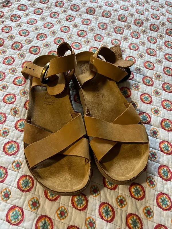 NWOT Fantasy Sandals 100% Leather Made in Greece Tan Size EU41/US 11 - Image 2