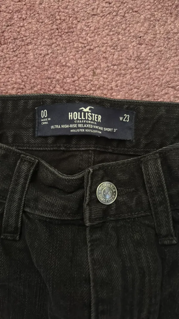 Hollister Black Jean Shorts - Image 2