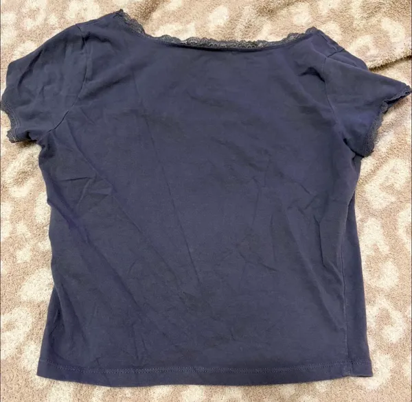 Hollister Crop Top - Image 2