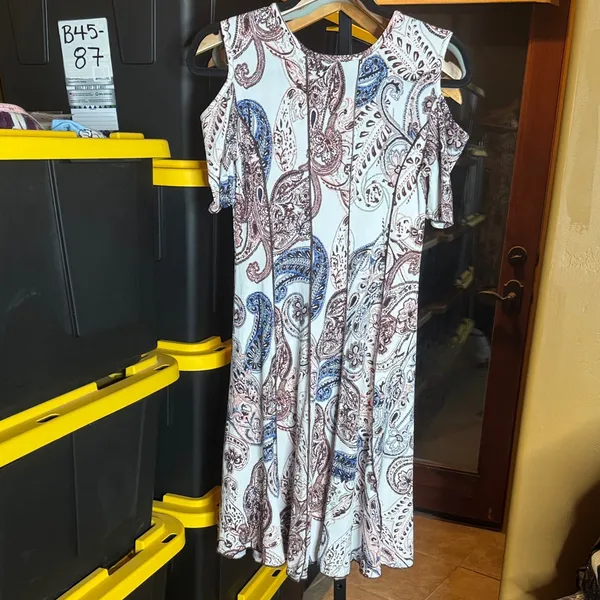 Sami & Jo Cold Shoulder Fit & Flare Paisley Midi Dress Size Small - Image 7