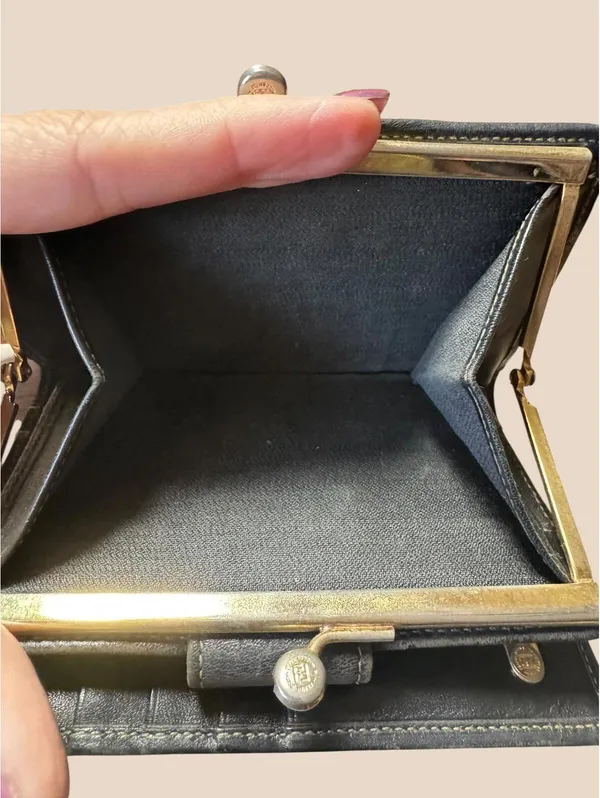 Fendi Vintage Striped Wallet with Leather Trim - Image 7