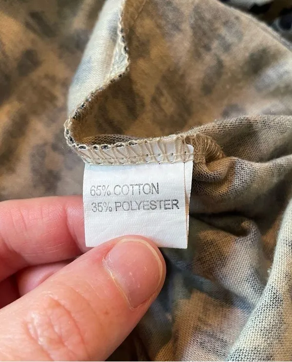 Amazon Leopard Print Short Sleeve Tee Medium - Image 6