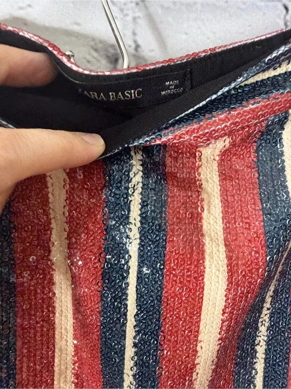 Zara Striped Sequin A-Line Mini Skirt in Red, Navy & Cream size xs - Image 6
