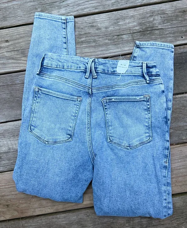 Good American High Rise Straight Leg Jeans - Image 5