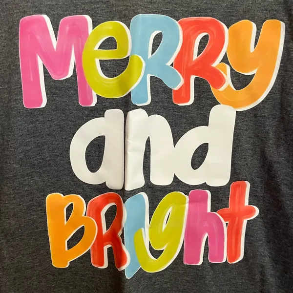 Christmas Merry‎ and Bright Gildan T-Shirt NWOT Size M - Image 2