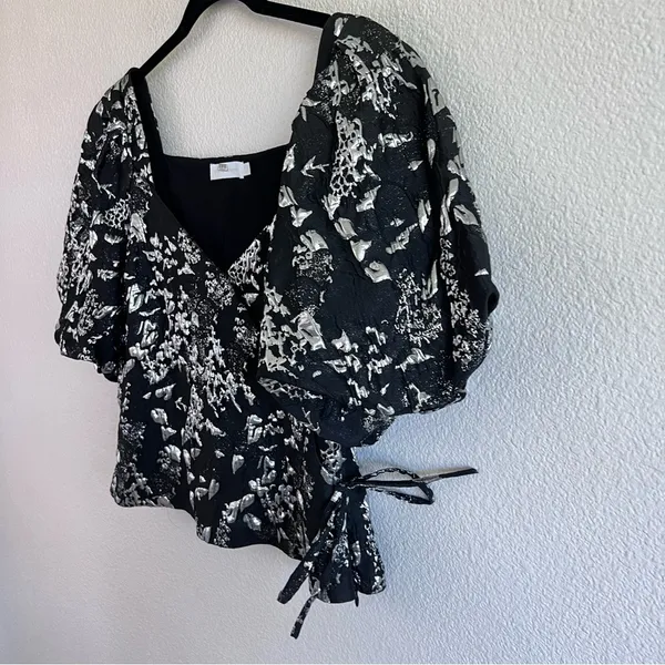 Jonathan Simkhai Taylor Wrap‎ Top Metallic Black Size 12 - Image 3